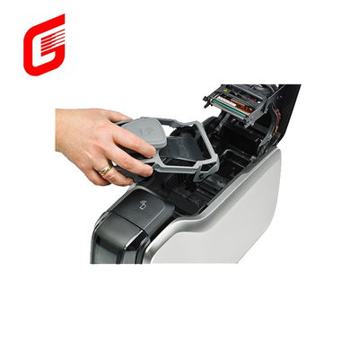 Zebra ZC300 Impresora de tarjetas de identificación de 300 dpi Impresión rápida y de un solo o dos lados con USB